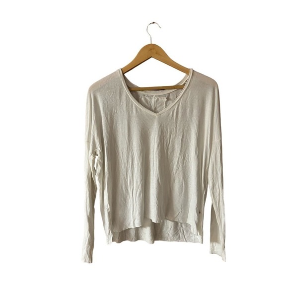 True Religion Long Sleeve tee Casual Loose Fit  V Neck - Picture 1 of 8